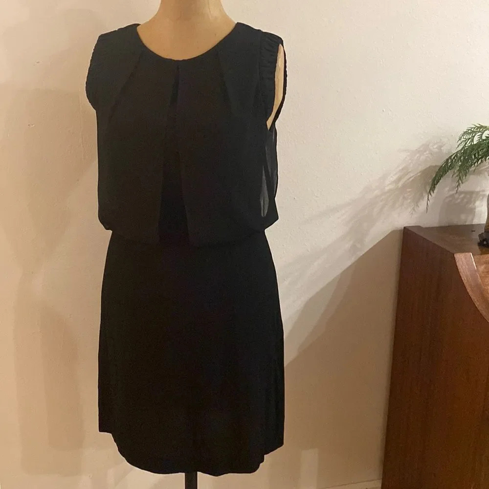Sandro Paris FR sz 1 US sz S black mini dress zip back excellent pre owned cond